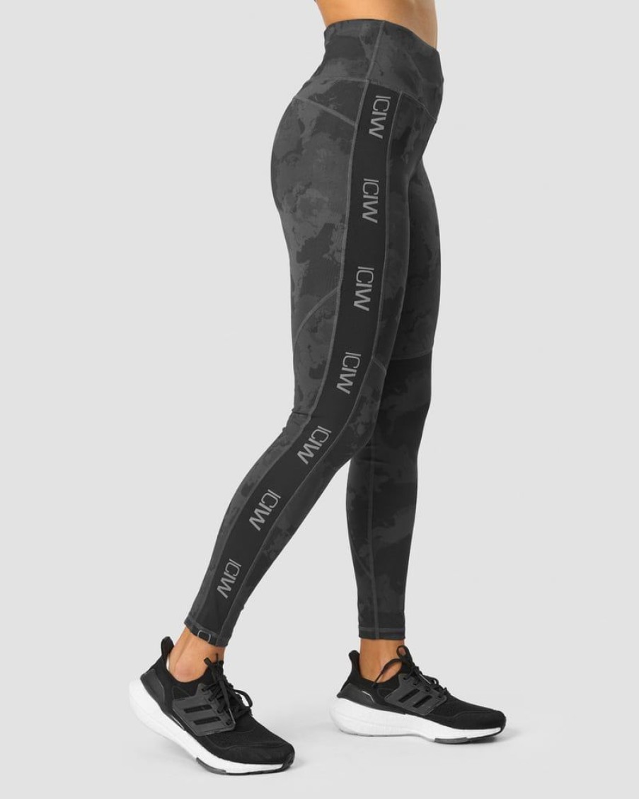 Damer ICIW Tights & Leggings | Ultimate Training Tights Wmn Black Camo